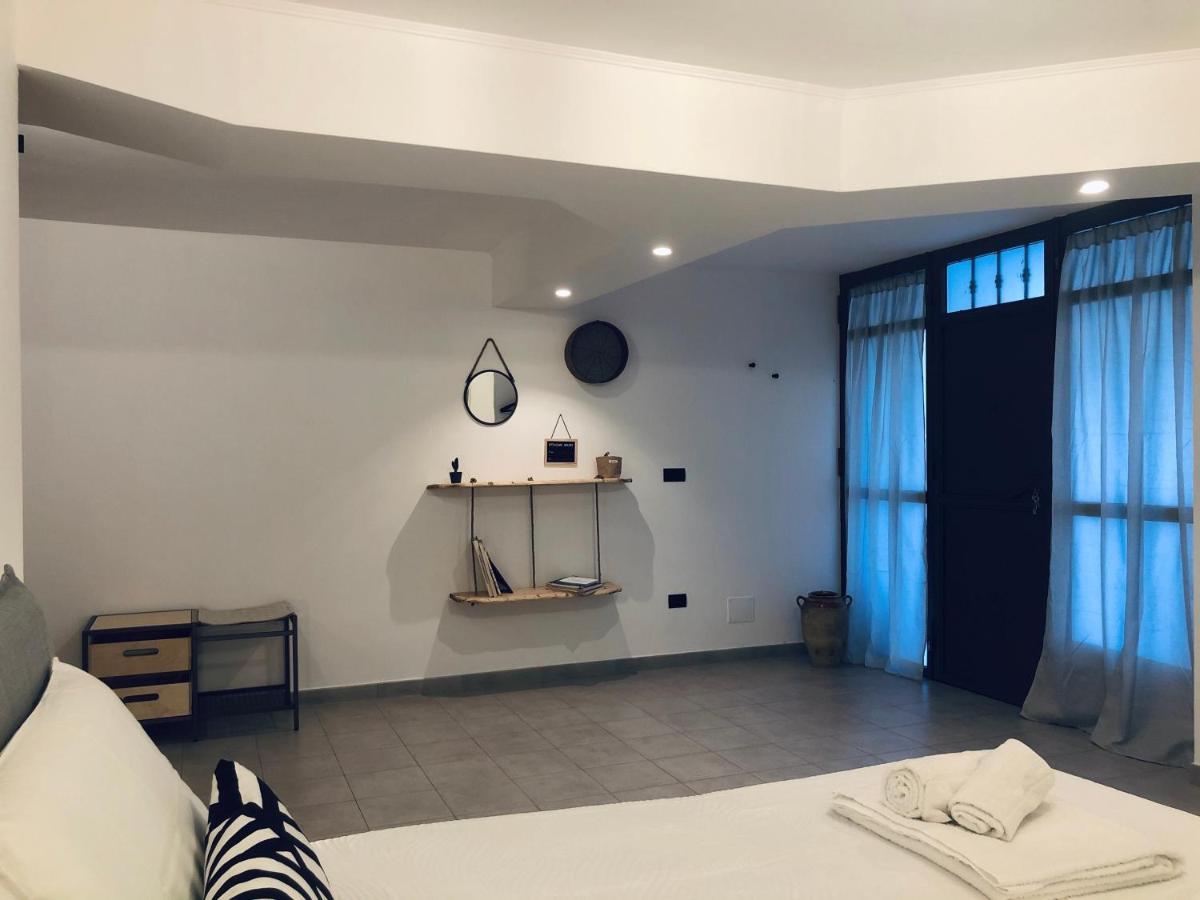 Menouno House Daire Crispiano Dış mekan fotoğraf